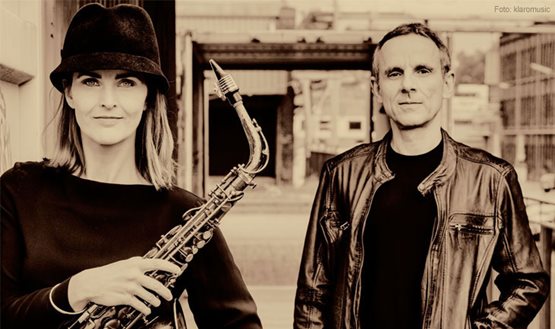 Karolina Strassmayer & Drori Mondlak KLARO!