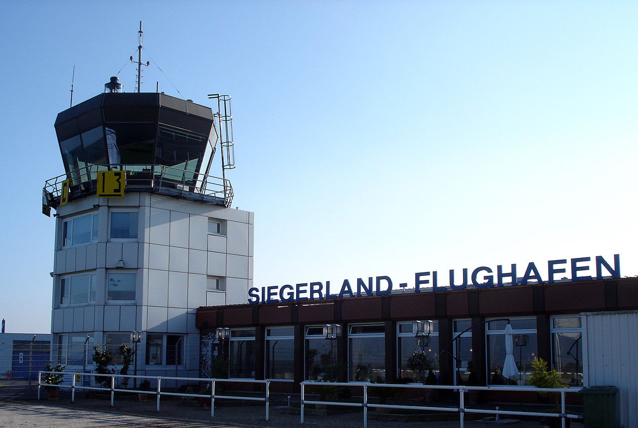 Siegerland Flughafen - Tower