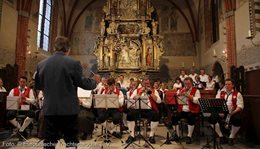 Logo Kirchenkonzert des folklore festivals 2019