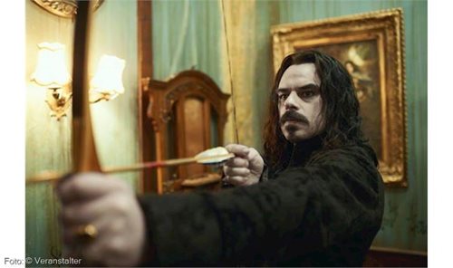 Fünf Zimmer Küche Sarg