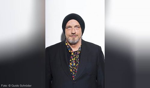 Torsten Sträter -SCHNEE, DER AUF CERAN FÄLLT