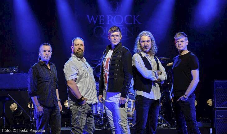 Lazy Logo WE ROCK QUEEN