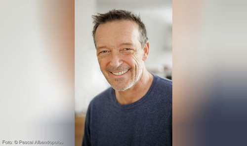 UND WER NIMMT DEN HUND?