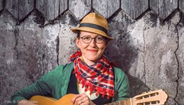Logo Martina Schwarzmann - Genau richtig