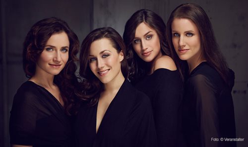 LES BRÜNETTES - The Beatles Close Up