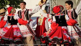 Logo Abschlussabend des folklore festivals 2019