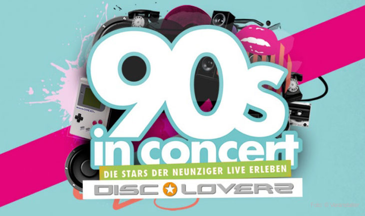 90s in CONCERT HERMES HOUSE BAND-MOLA ADEBISI-DISCOLOVERZ-CAPTAIN JACK