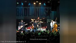 Logo Joe D’Urso & Stone Caravan